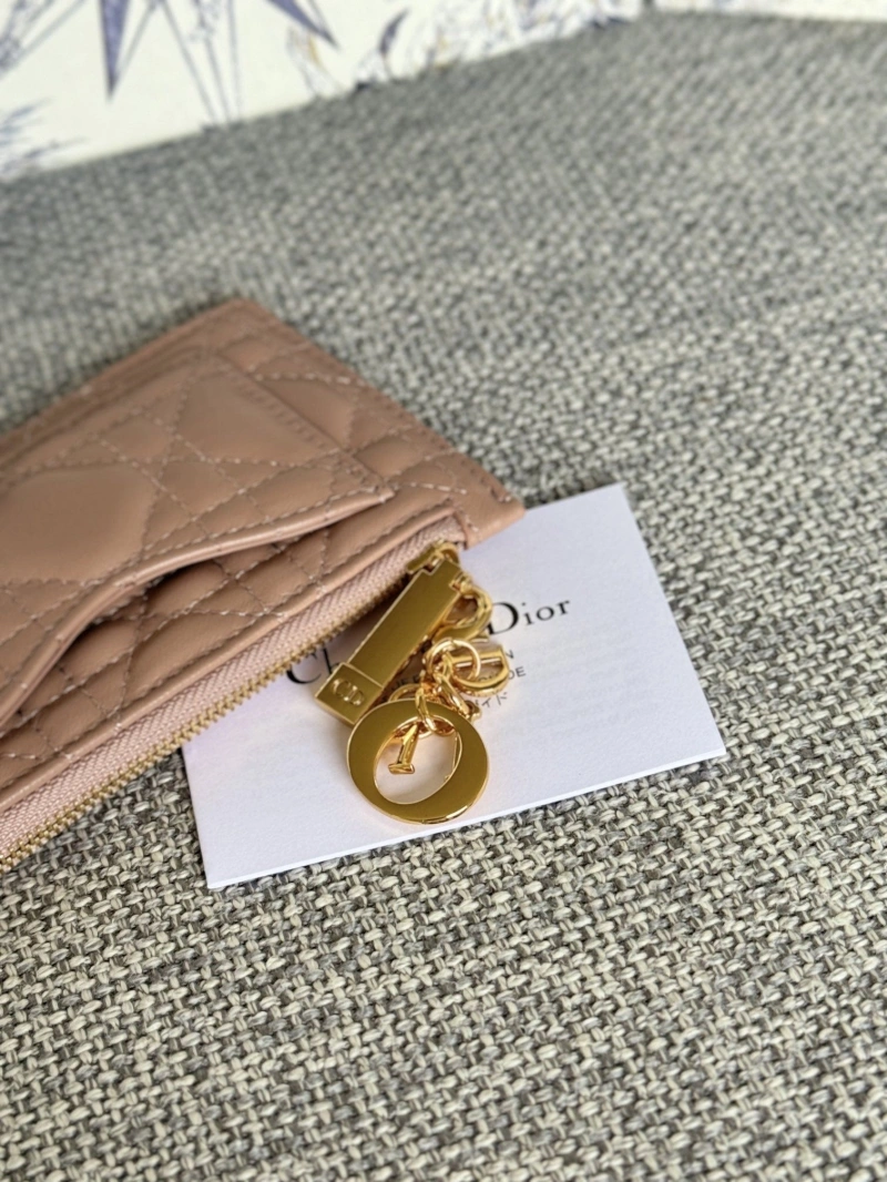 D10r wallets 4081-0627