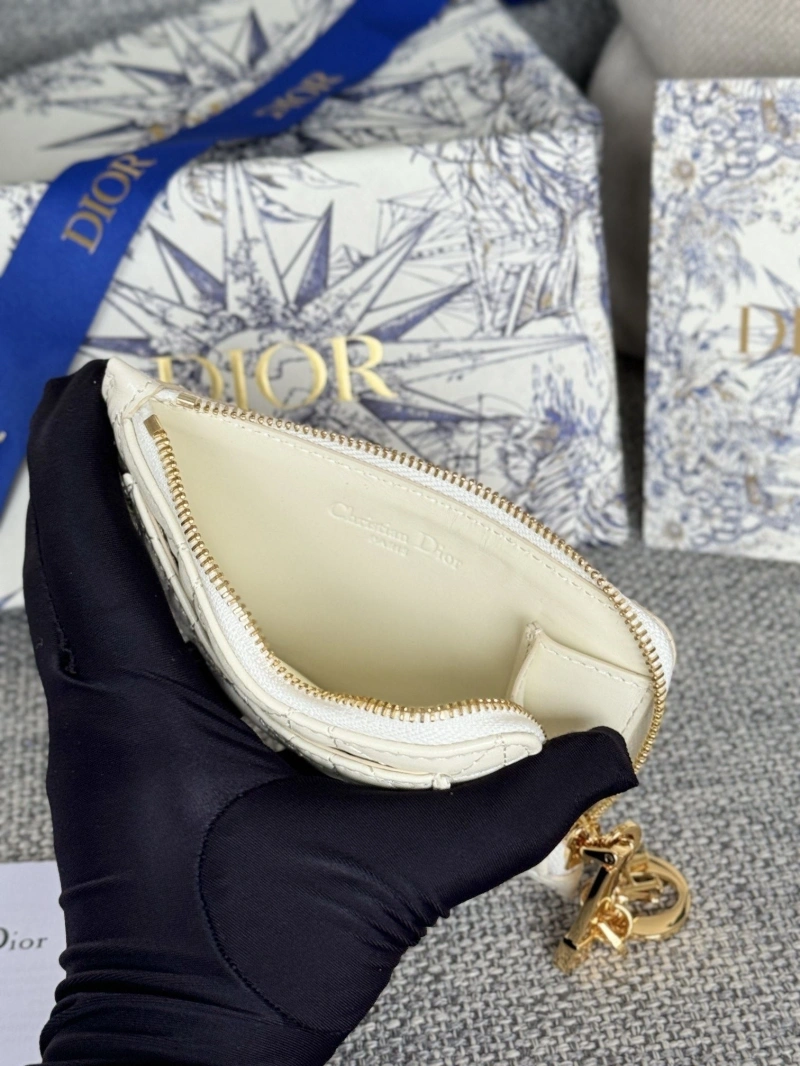 D10r wallets 4081-0631