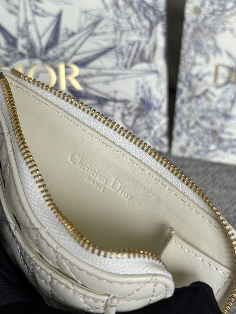 D10r wallets 4081-0631