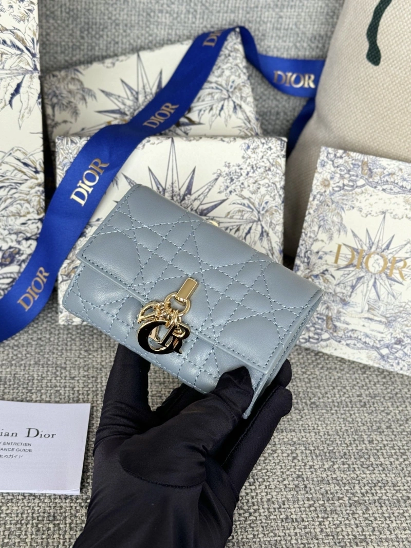 D10r wallets 4081-0634
