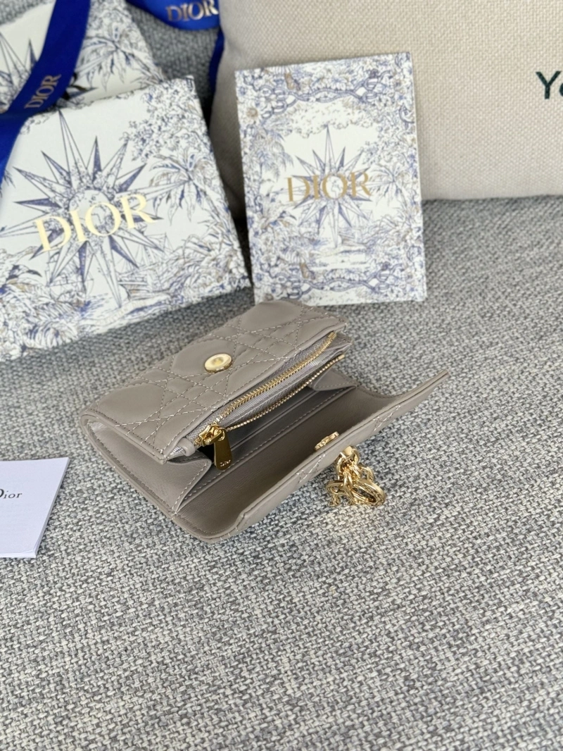 D10r wallets 4081-0635