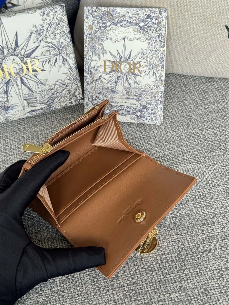 D10r wallets 4081-0636