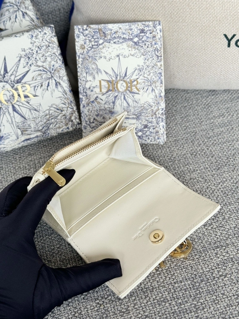 D10r wallets 4081-0637