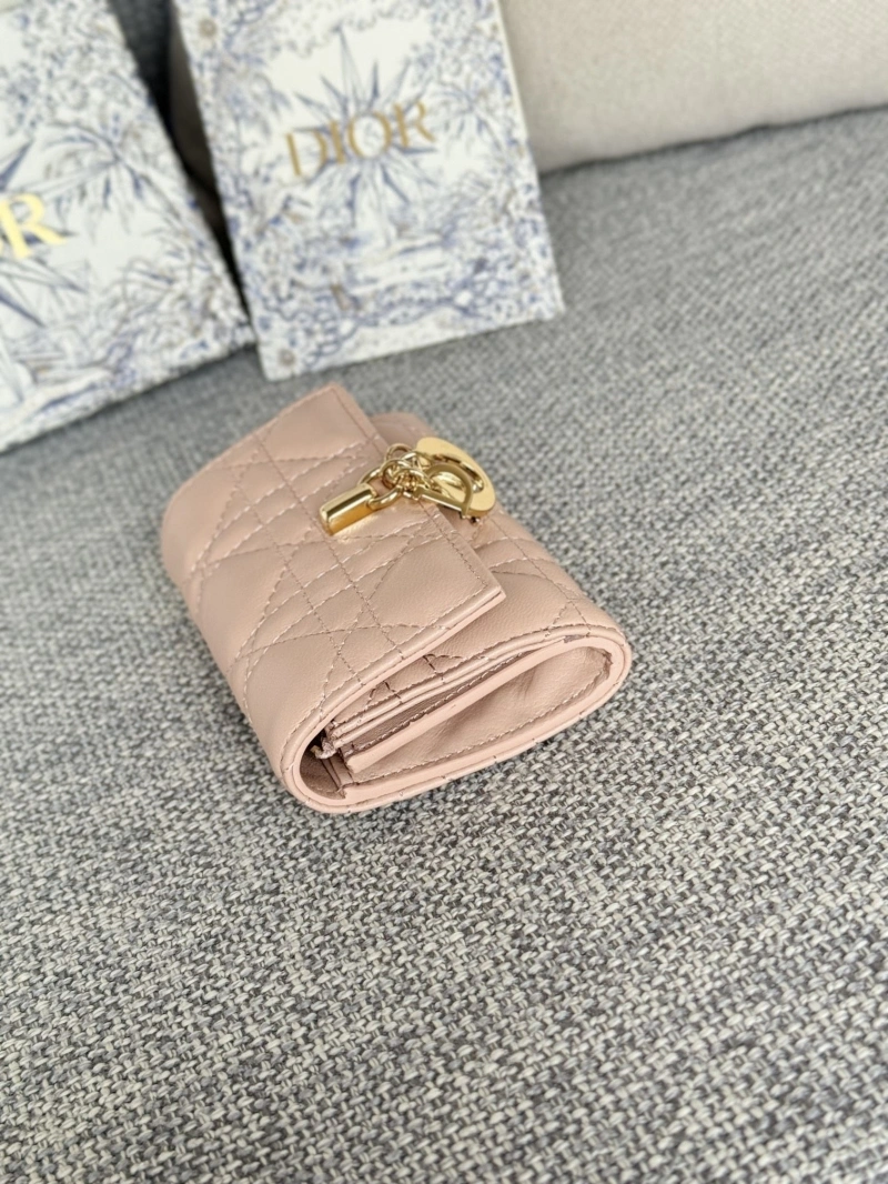 D10r wallets 4081-0638