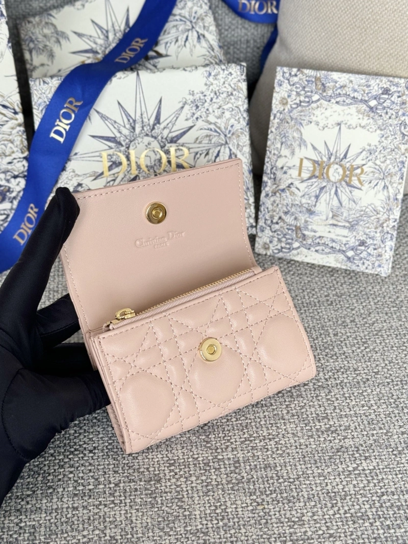 D10r wallets 4081-0638