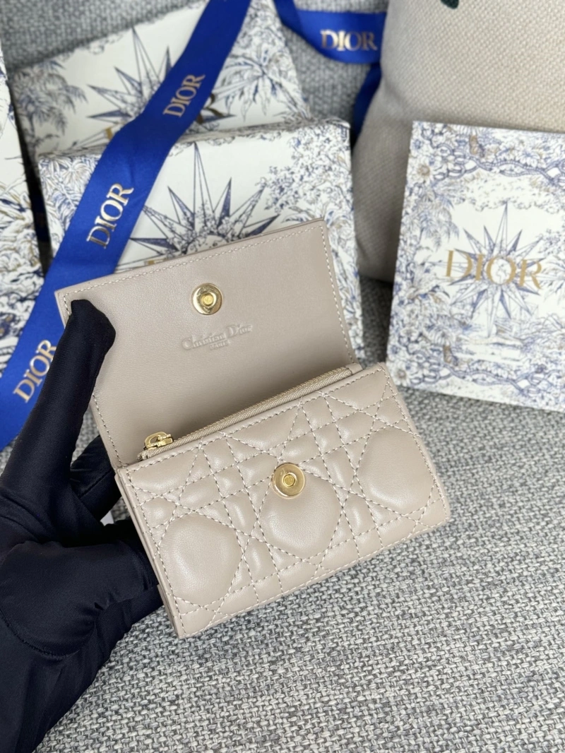 D10r wallets 4081-0639