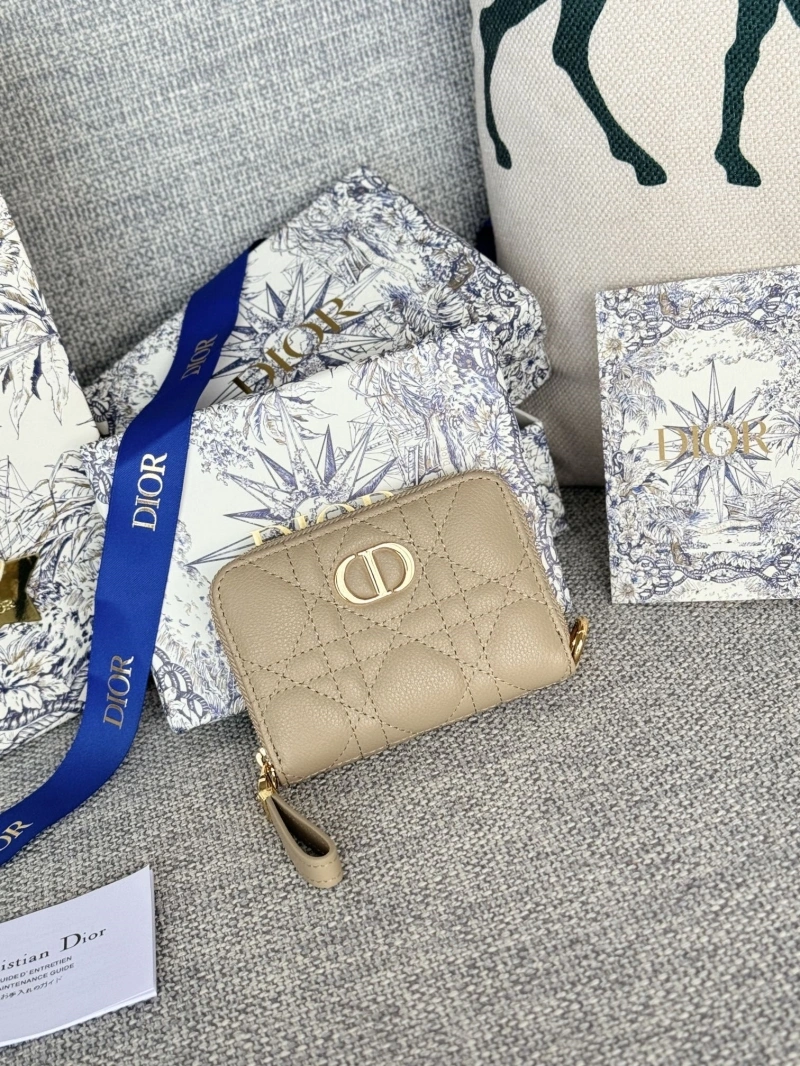 D10r wallets 4081-0641