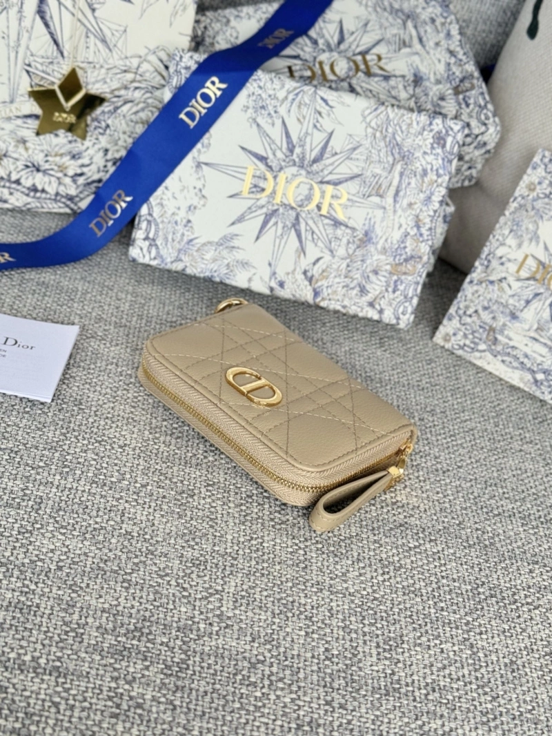 D10r wallets 4081-0641