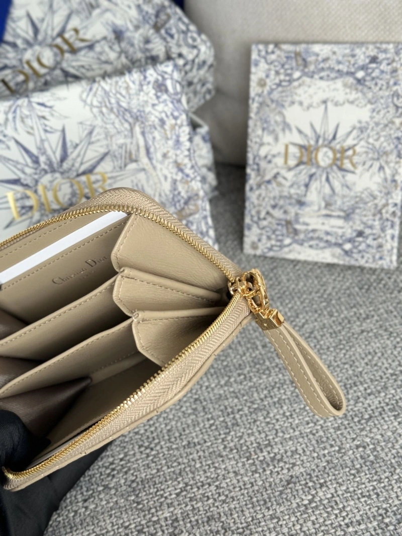 D10r wallets 4081-0641