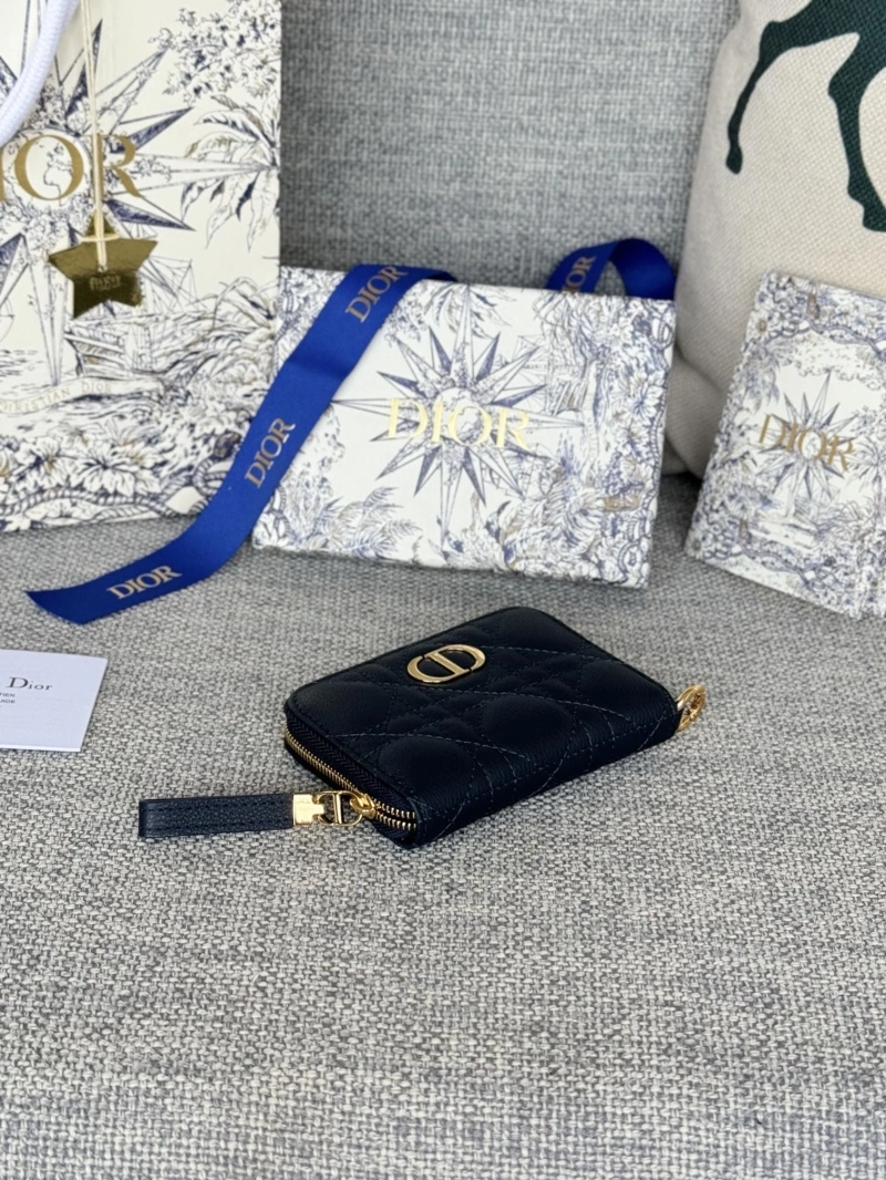 D10r wallets 4081-0642