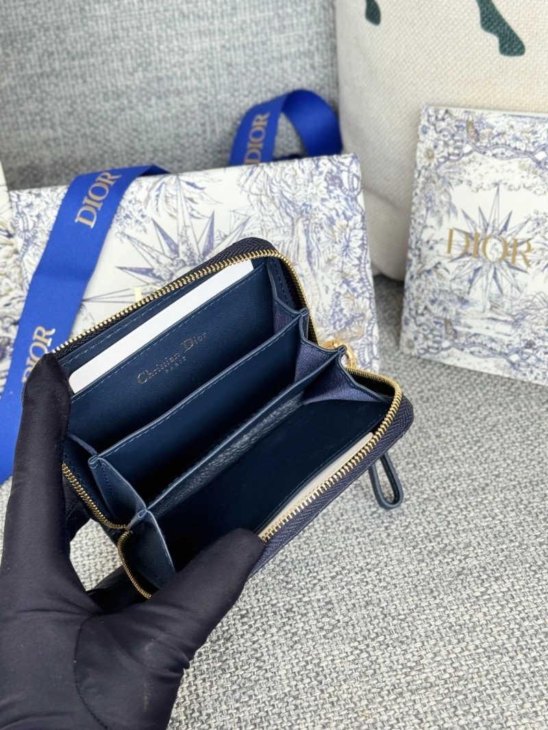 D10r wallets 4081-0642