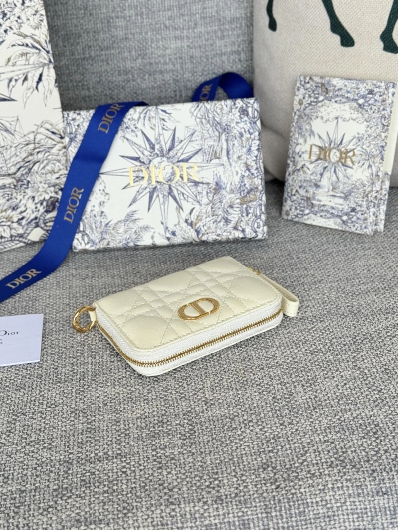 D10r wallets 4081-0643