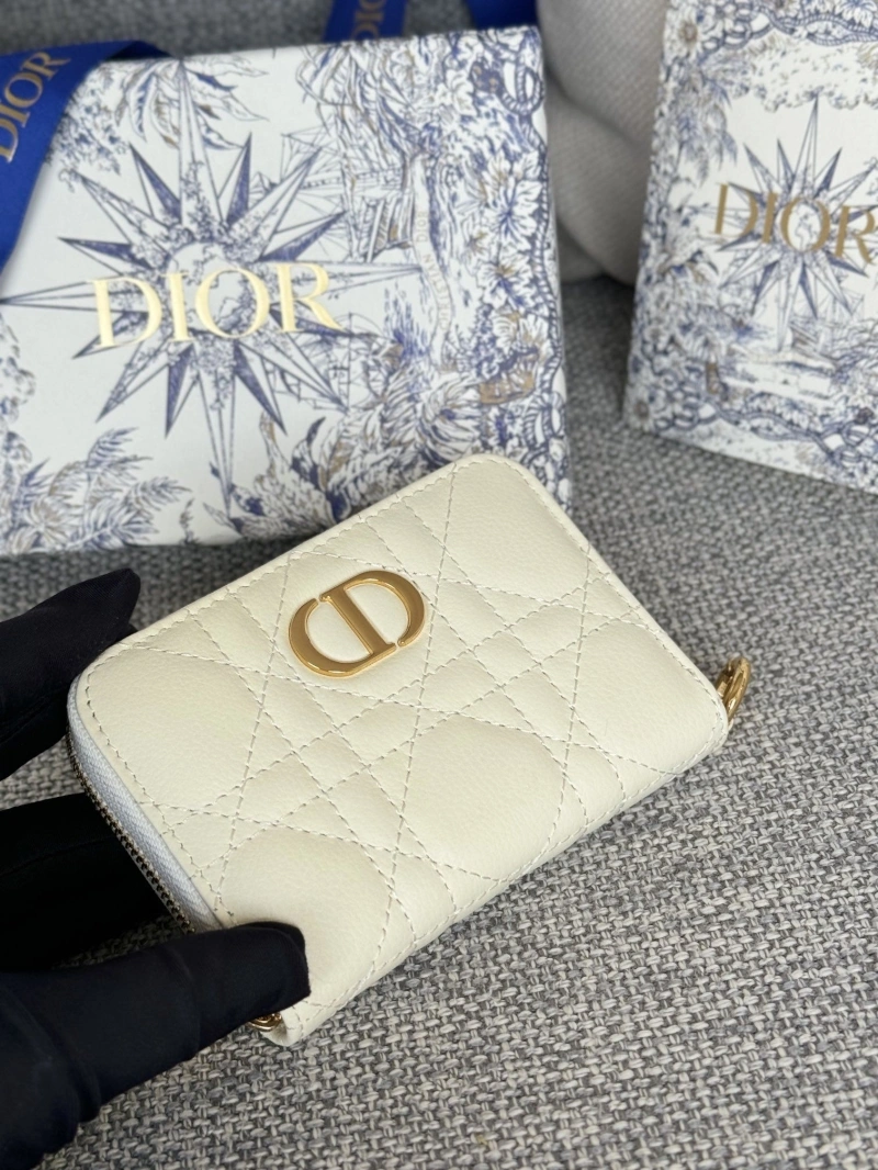 D10r wallets 4081-0643