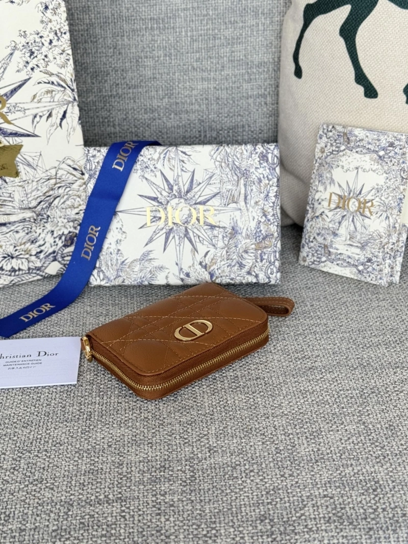 D10r wallets 4081-0647
