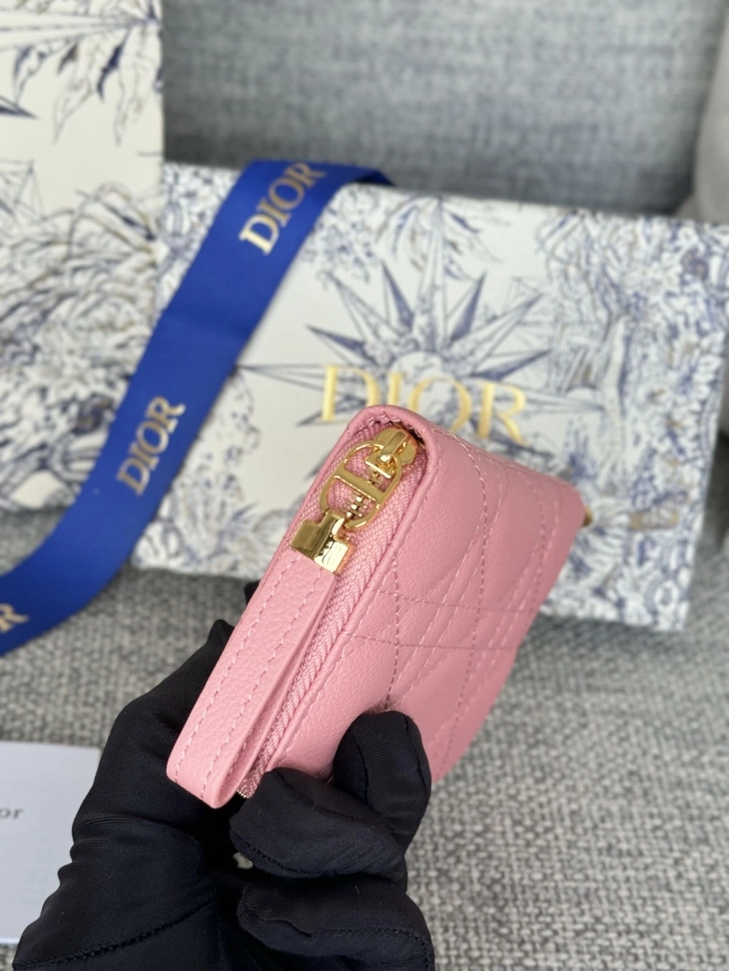 D10r wallets 4081-0648