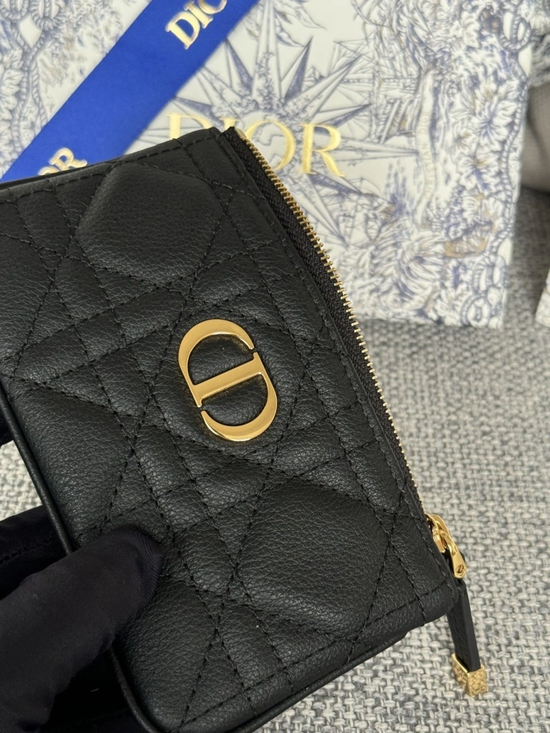 D10r wallets 4081-0651