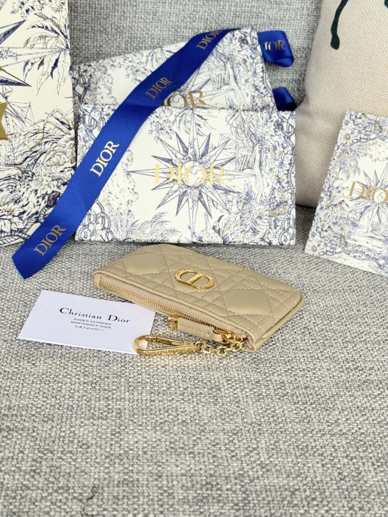 D10r wallets 4081-0653