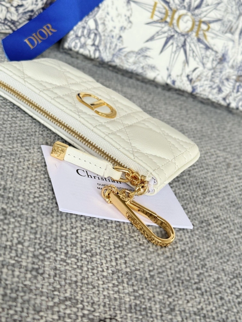 D10r wallets 4081-0656