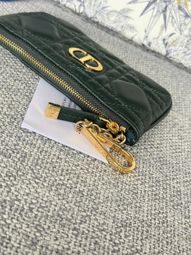 D10r wallets 4081-0657