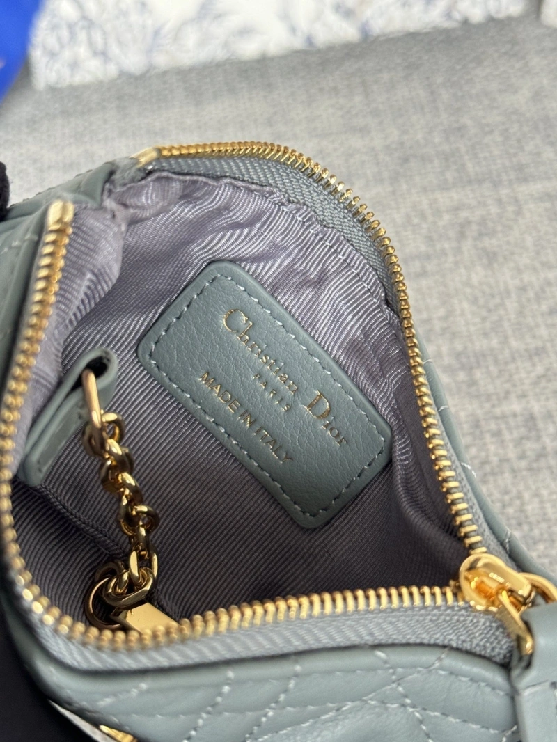 D10r wallets 4081-0658