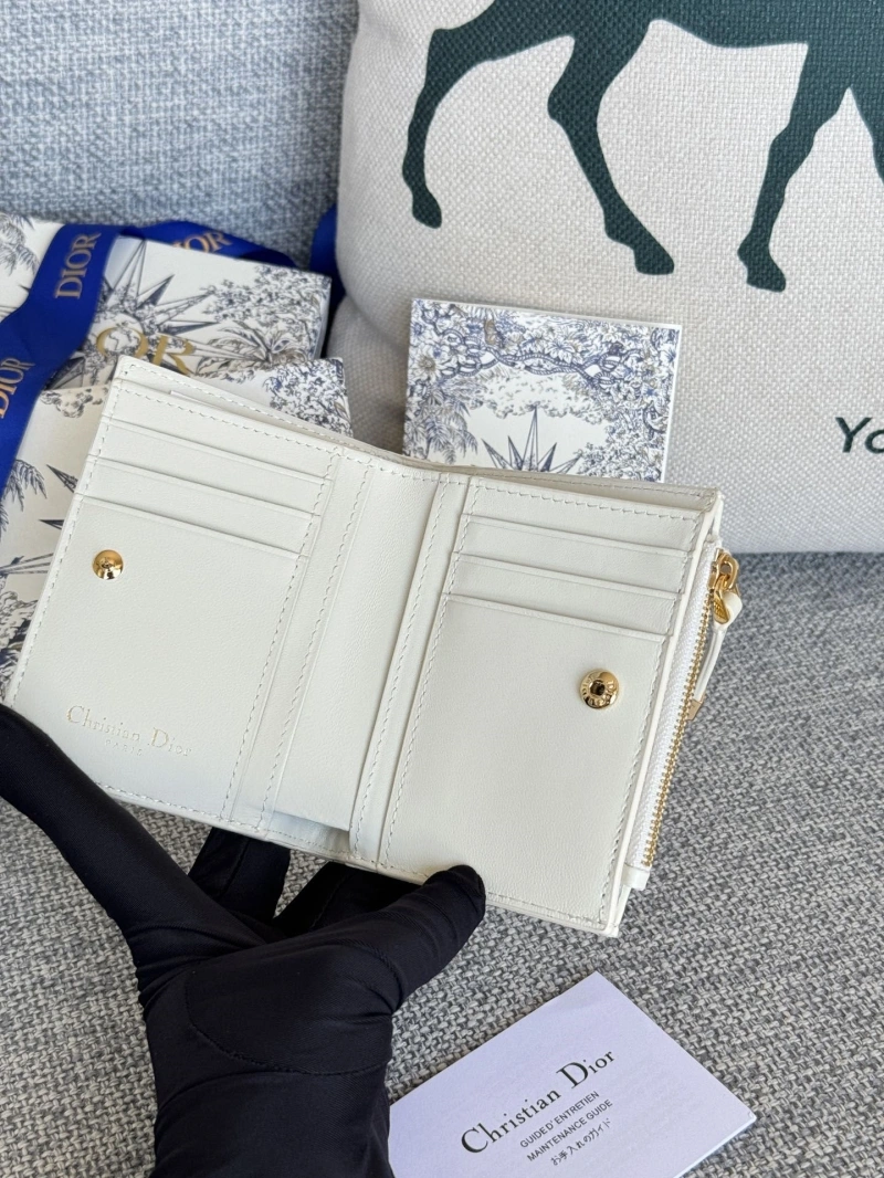 D10r wallets 4081-0668