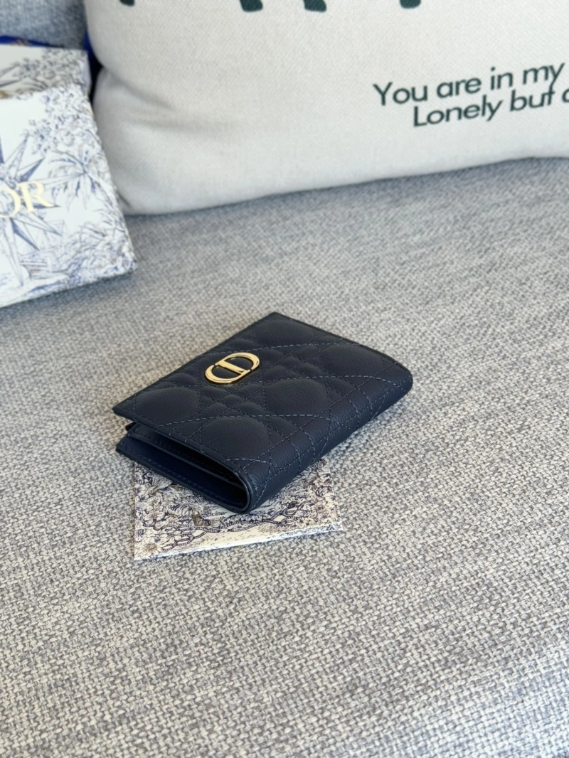 D10r wallets 4081-0670
