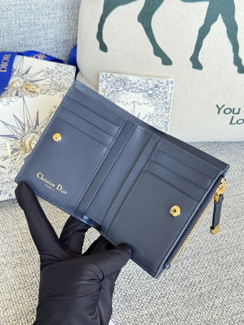D10r wallets 4081-0670