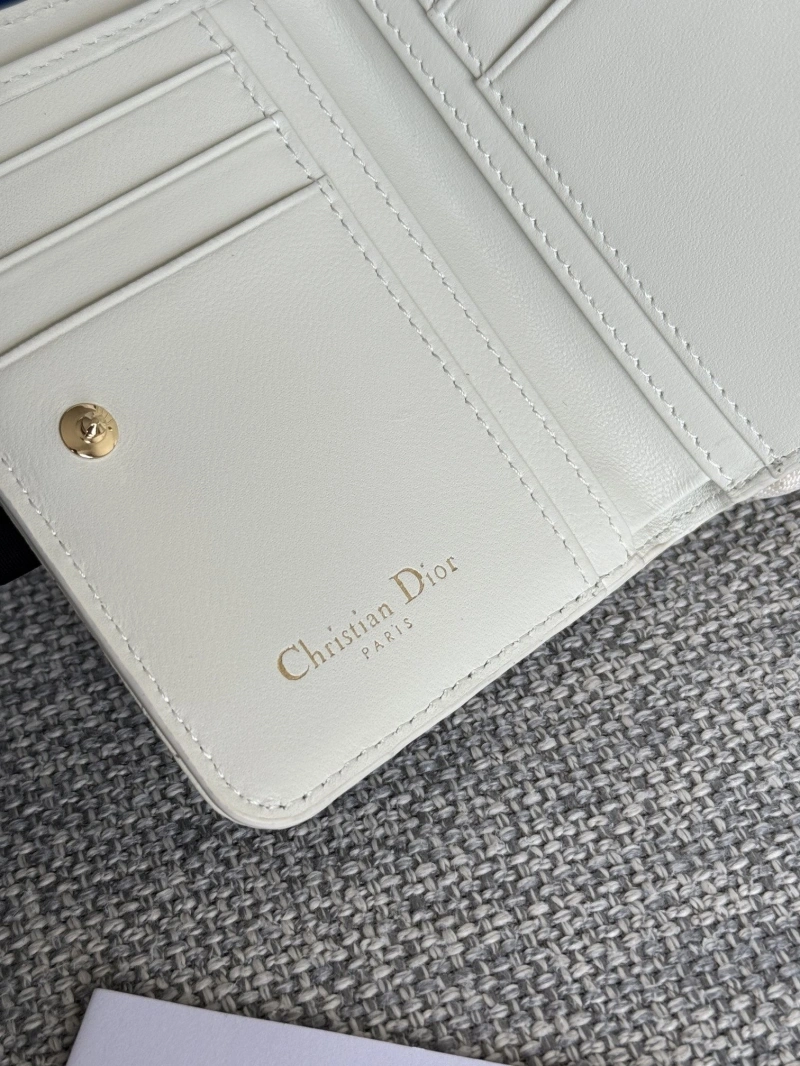 D10r wallets 4081-0676