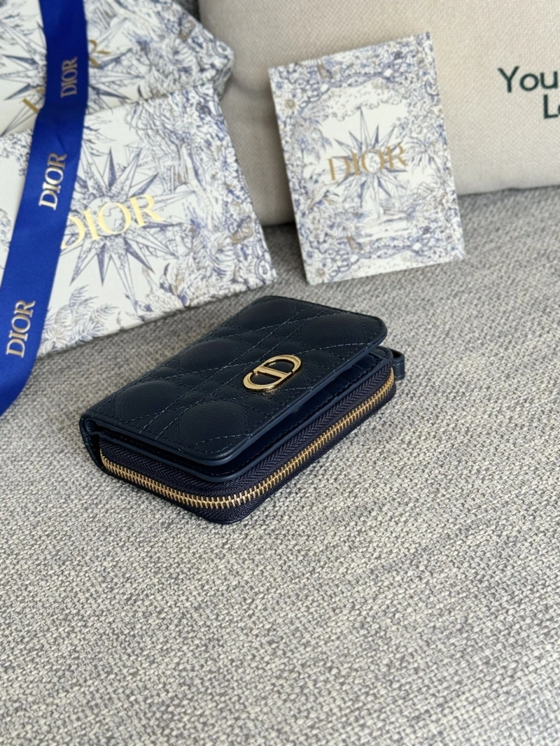 D10r wallets 4081-0677