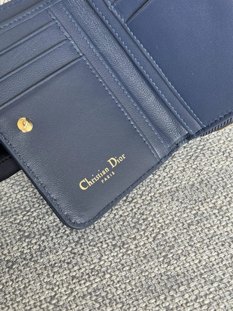 D10r wallets 4081-0677