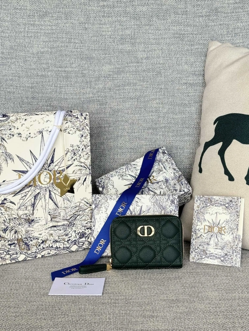 D10r wallets 4081-0679