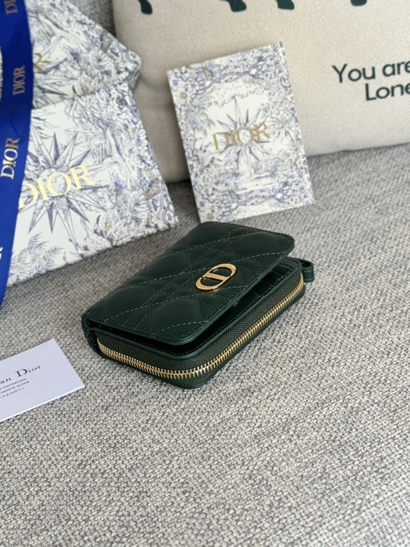D10r wallets 4081-0679