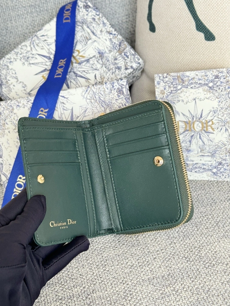 D10r wallets 4081-0679