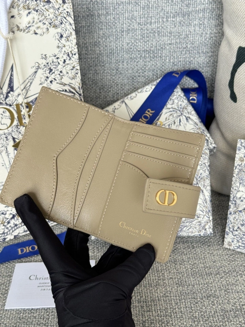 D10r wallets 4081-0681