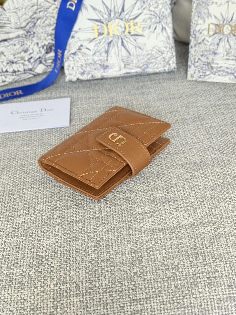 D10r wallets 4081-0682