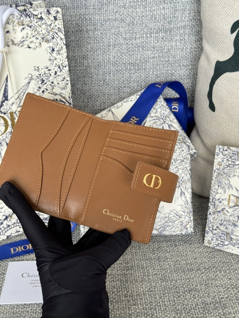 D10r wallets 4081-0682