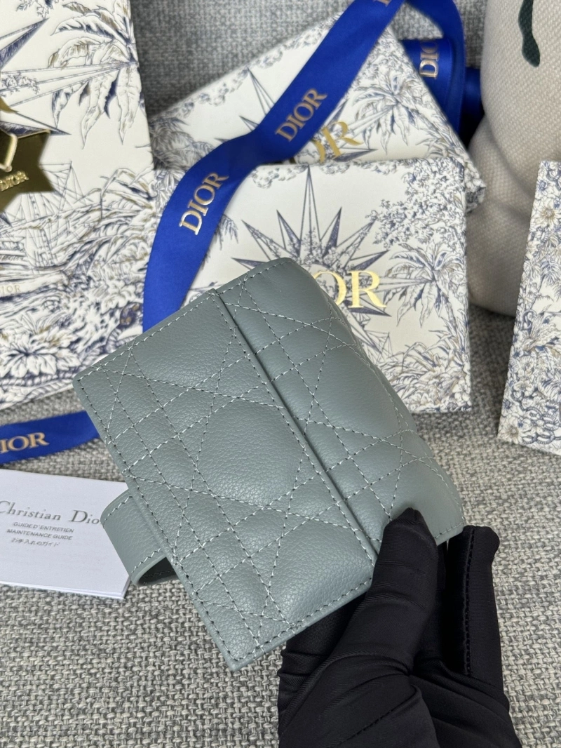 D10r wallets 4081-0683