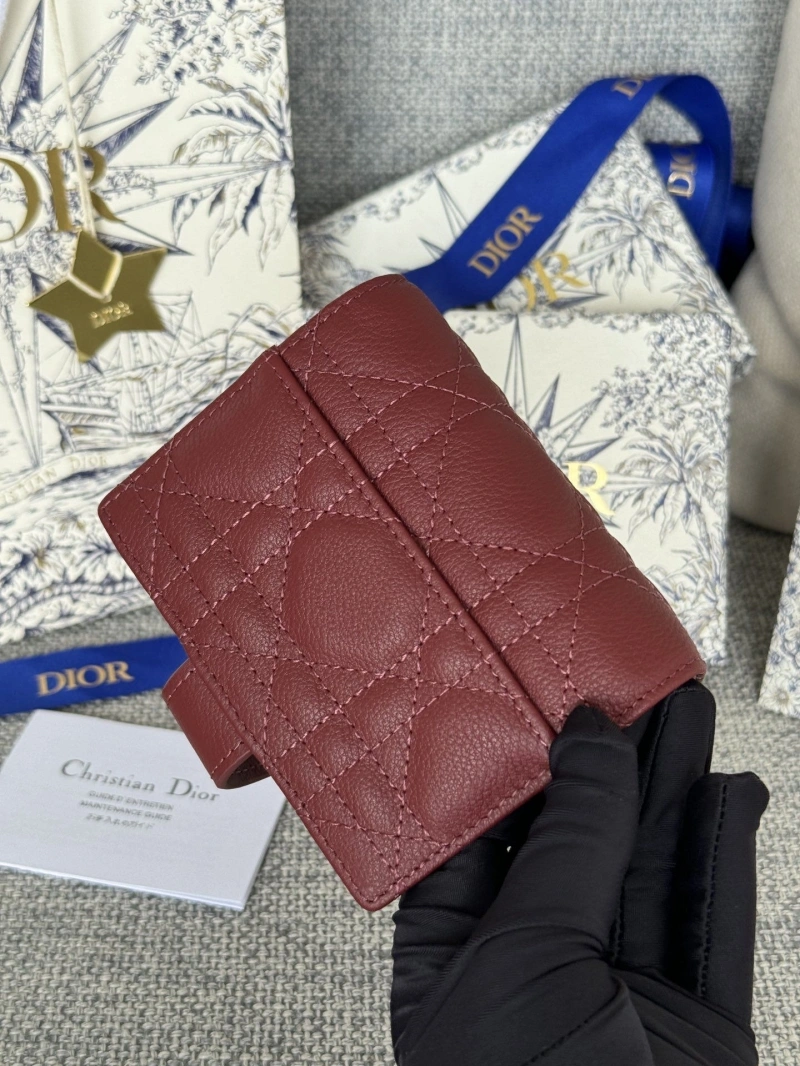 D10r wallets 4081-0684