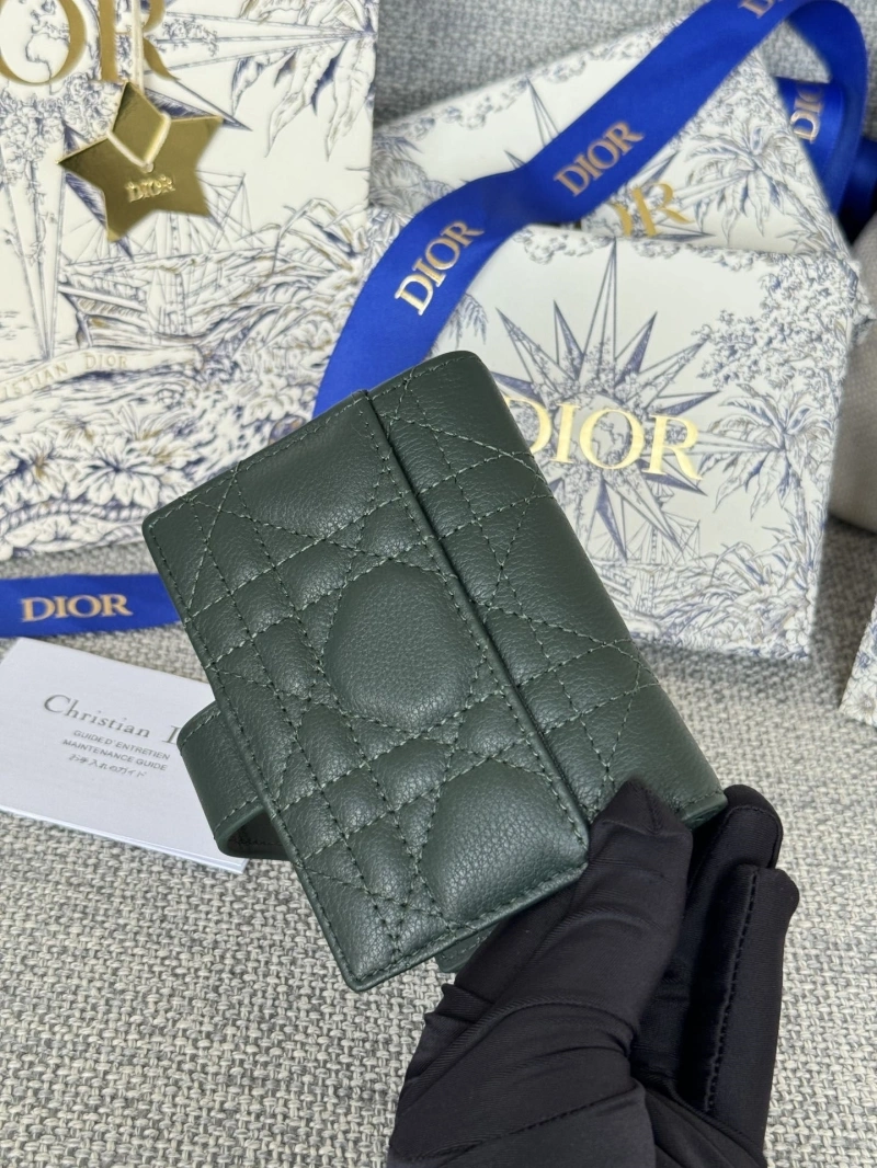 D10r wallets 4081-0685