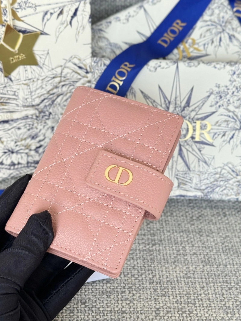 D10r wallets 4081-0686