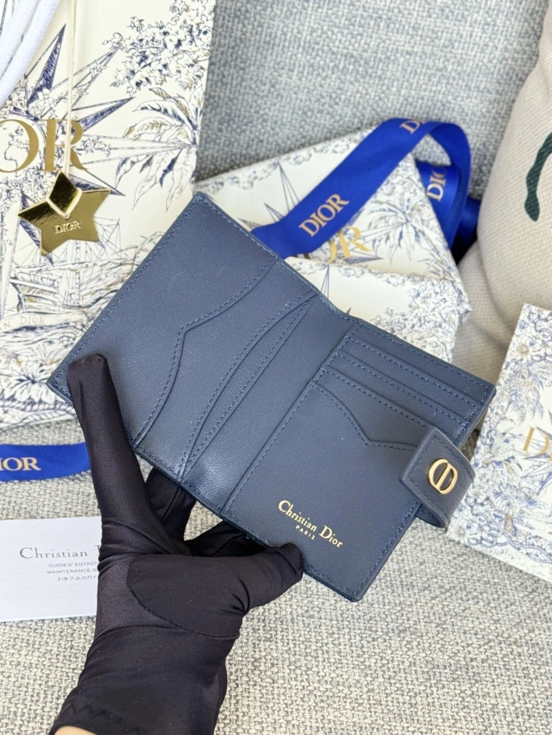 D10r wallets 4081-0688