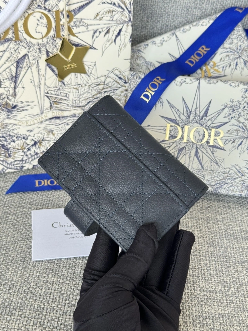 D10r wallets 4081-0688