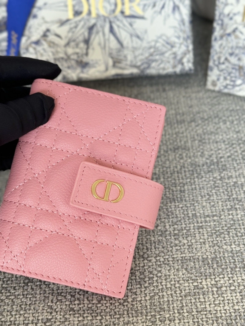 D10r wallets 4081-0689