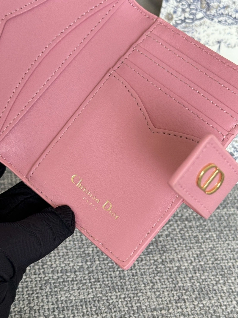 D10r wallets 4081-0689