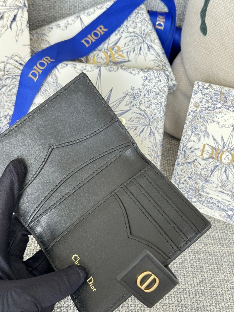 D10r wallets 4081-0690