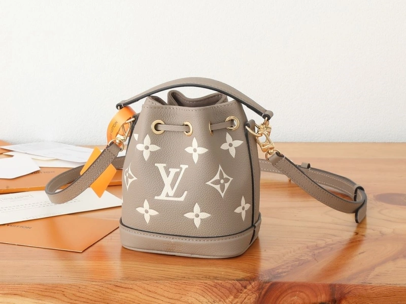 LV Bucket Bags 4081-0895