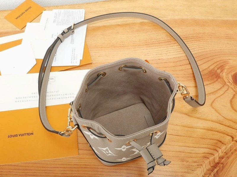 LV Bucket Bags 4081-0895