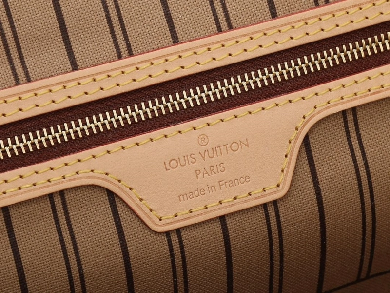 LV Shopping Bags 4081-0901