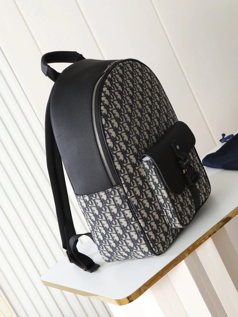 D10r backpacks 4081-0970