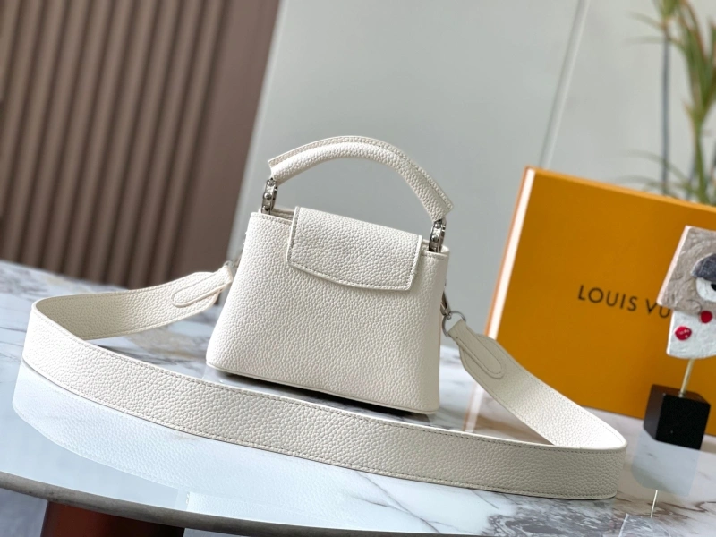 LV Capucines Bags 4081B-0309